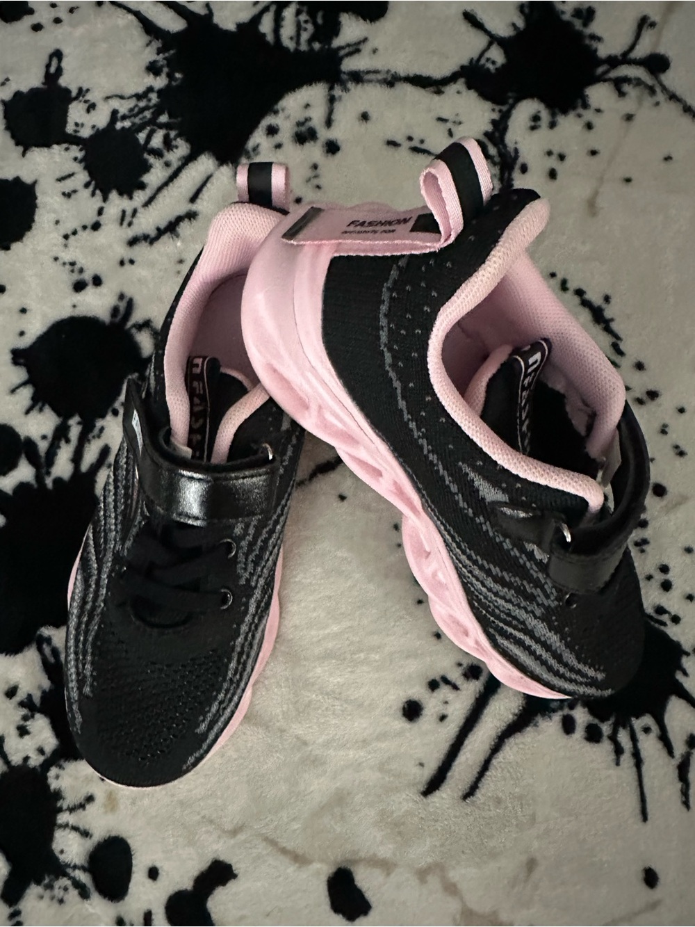Kids Black and Pink Athletic Sneakers with Easy Strap
